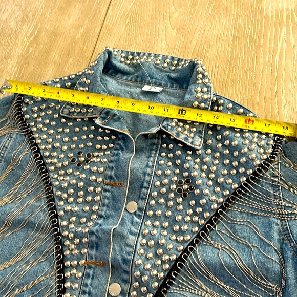 Boutique Embellished rhinestone studd Jean Jacket - Picture 6 of 9